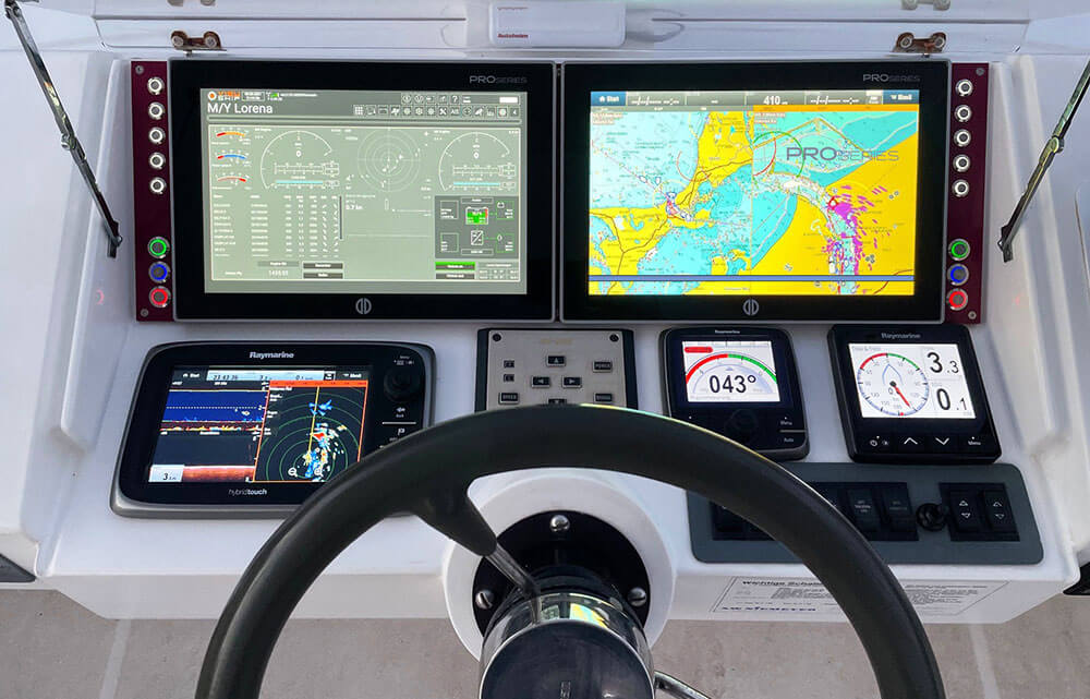 High Brightness 15,6" POS-RP-PRO in Yacht Cockpit